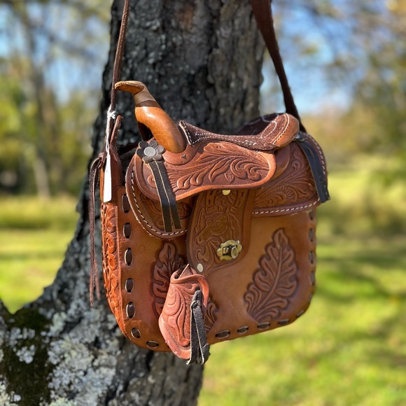 Retro Genuine Leather Saddle Bag main image 1